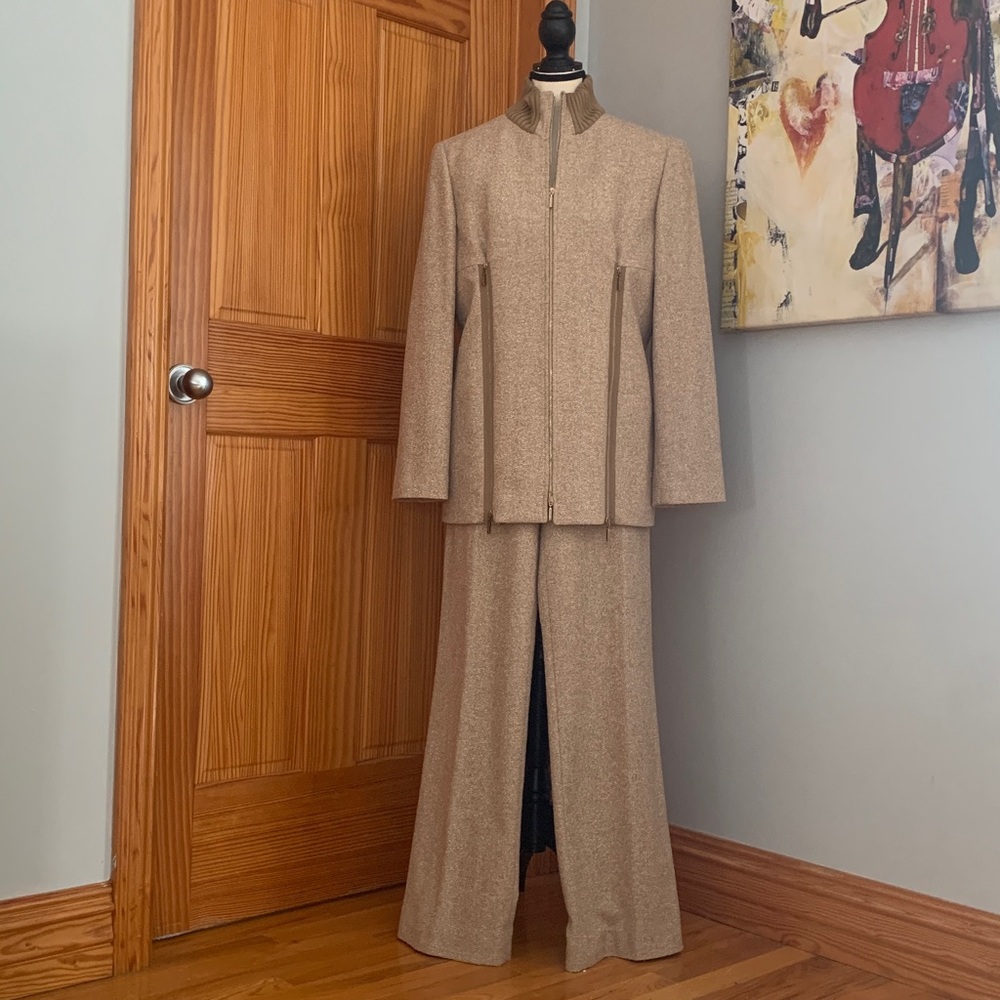 Vintage Dino Valiano Luxury Wool Blend Suit, US 12